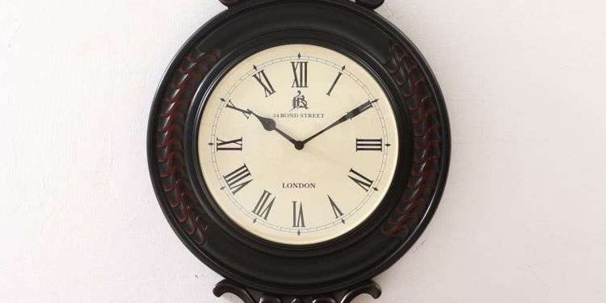 Big Size Wall Clocks: A Trendy Way to Make a Bold Statement