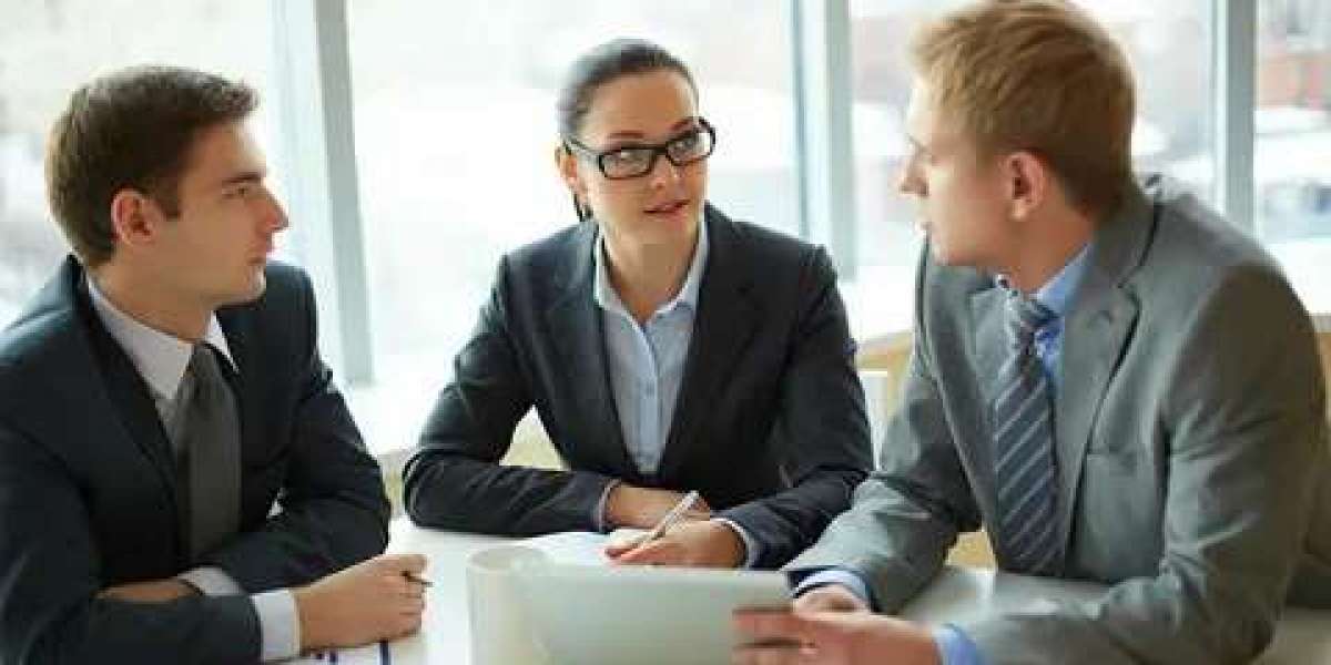 How to Find the Best Professional Translators in Dubai for Your Business?