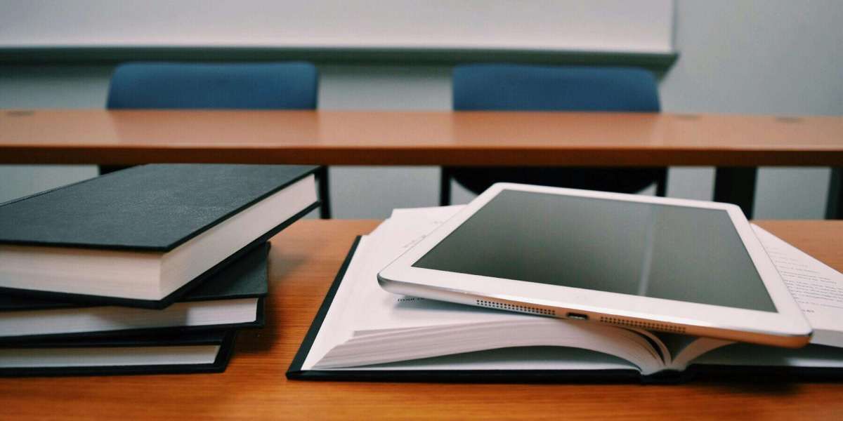 The Rise of Online Math Tutoring Programs: How Digital Learning is Transforming Student Success