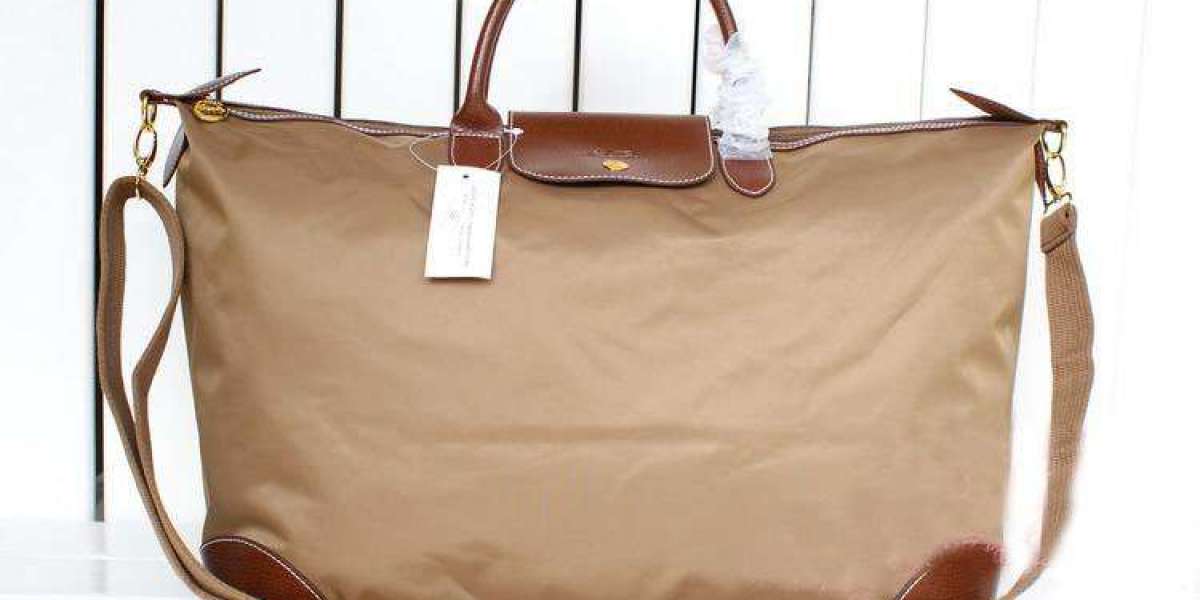 Sac Longchamp Soldes travail de telle