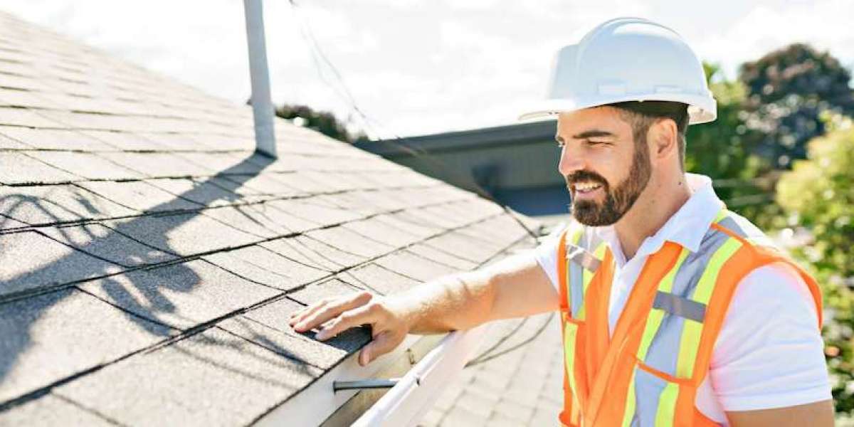 What Homeowners in Mt. Lebanon Should Know Before Hiring a Roofing Professional
