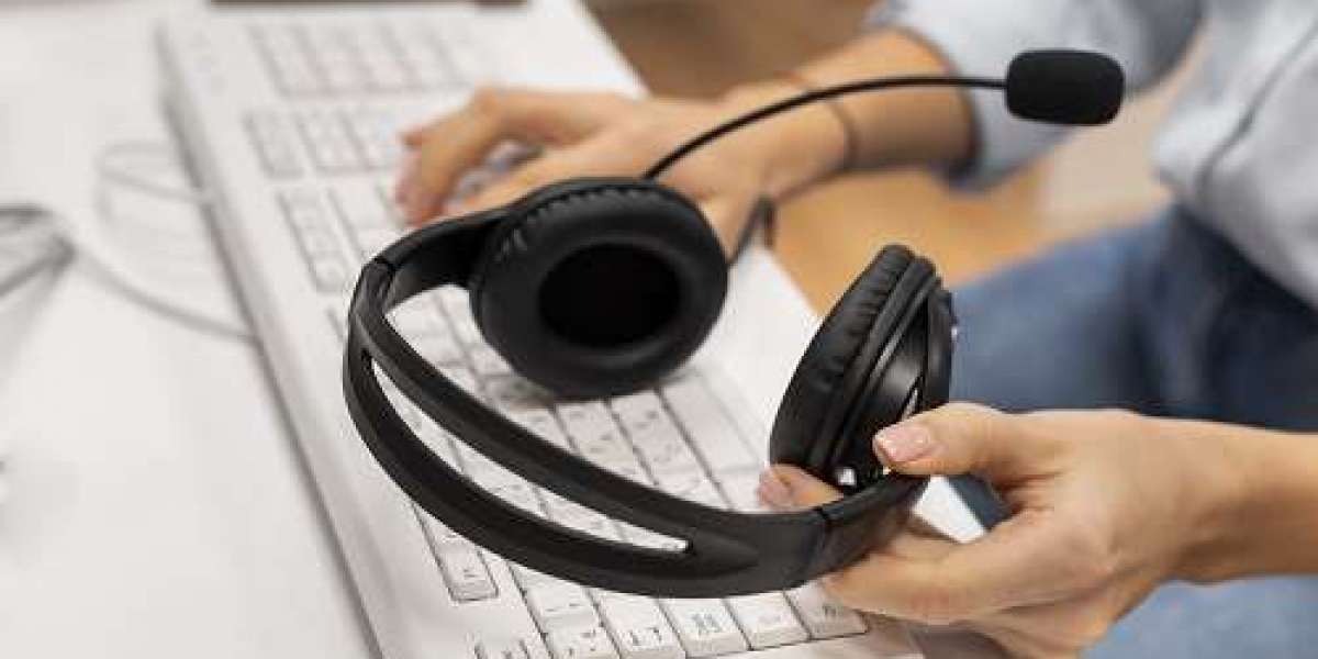 The Rise of AI in e Customer Service