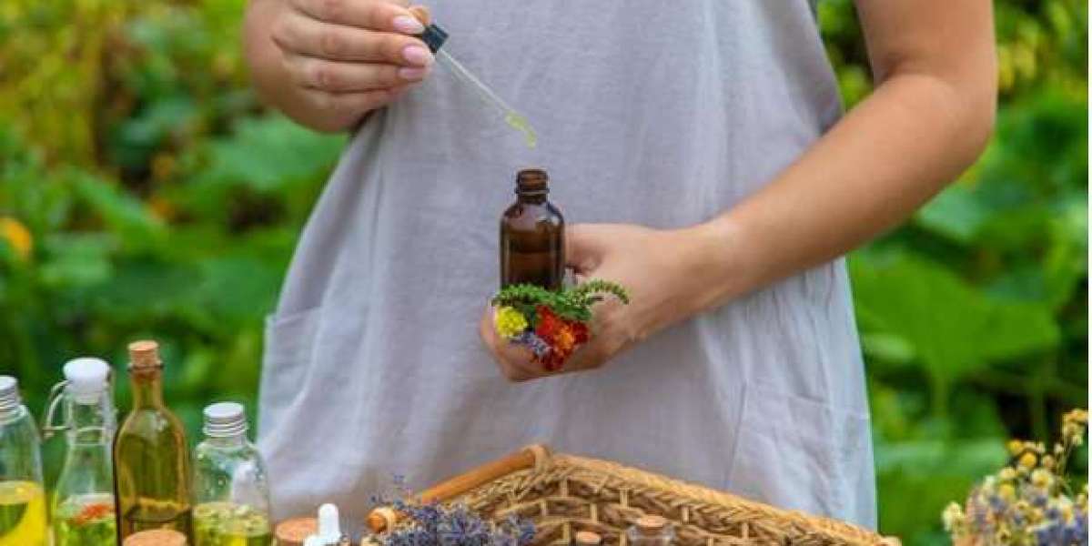 Herbal & Homeopathic Allies for Vitiligo: What Traditional and Natural Medicine Teach Us Today