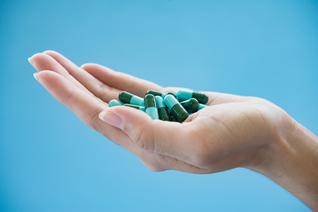 A Complete Guide to Choosing the Right General Range PCD Pharma Franchise
