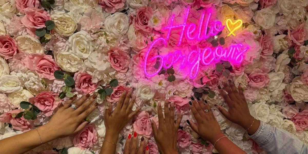 Inside Houston’s Charm Bar Scene: A New Way to Customize Jewelry