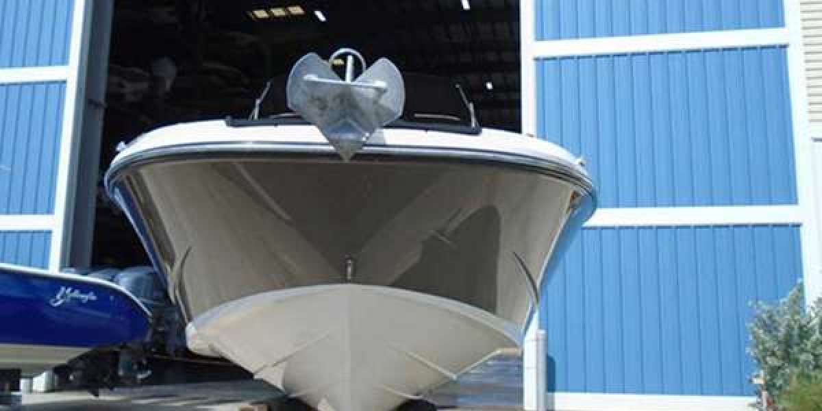What a Boat and Yacht Surveyor Actually Does?