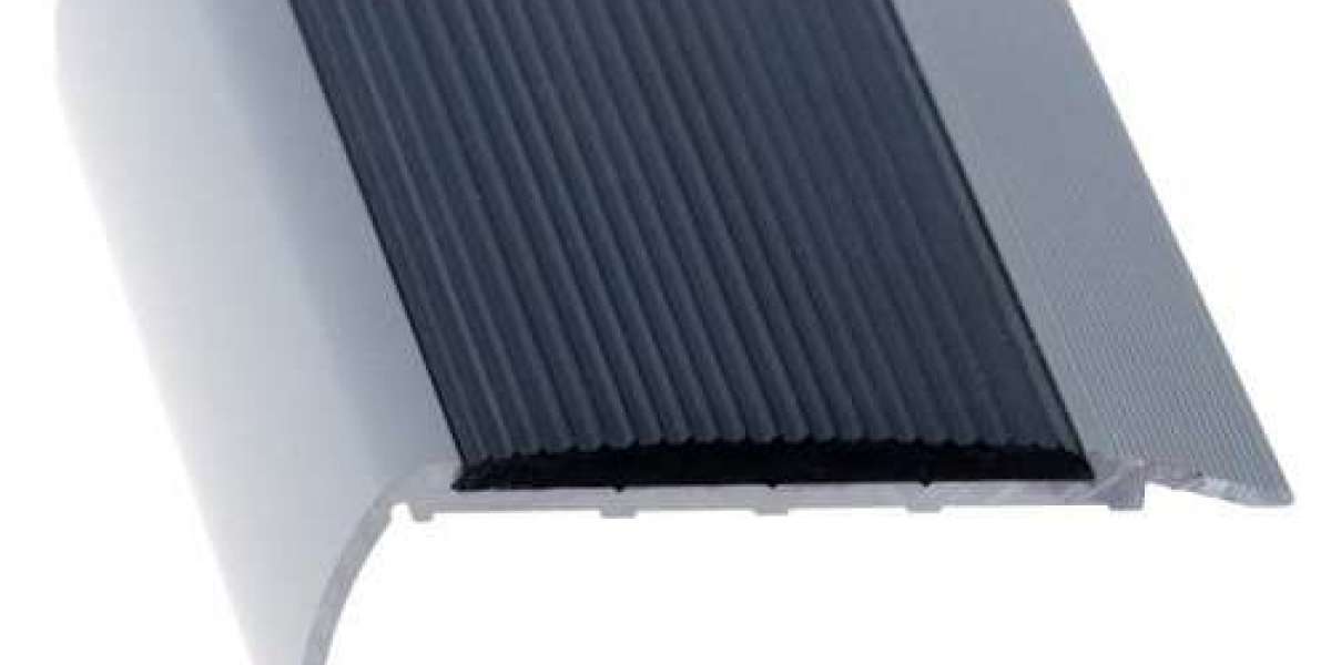 Carpet Stair Nosing and Aluminum Stair Steps: A Complete Guide to Safer and More Durable Stairs