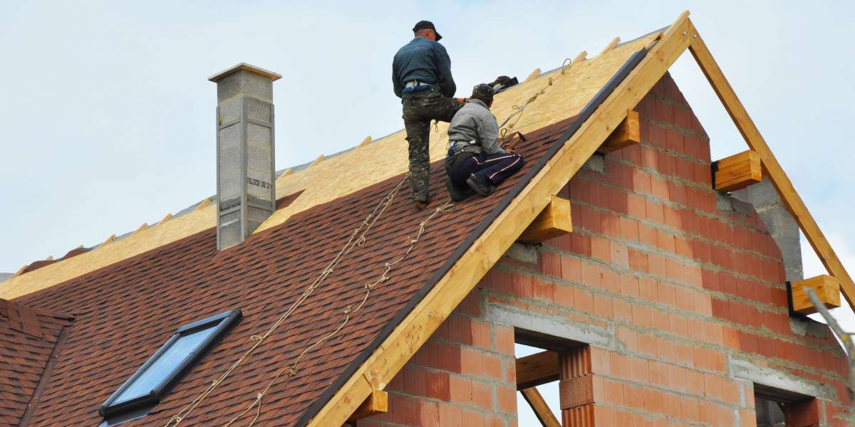 Reliable Gutter Repair in Westport CT Fix Leaks and Prevent Damage