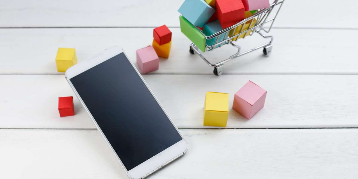 The UAE’s Ecommerce Boom and the Growing Need for Custom Mobile Apps