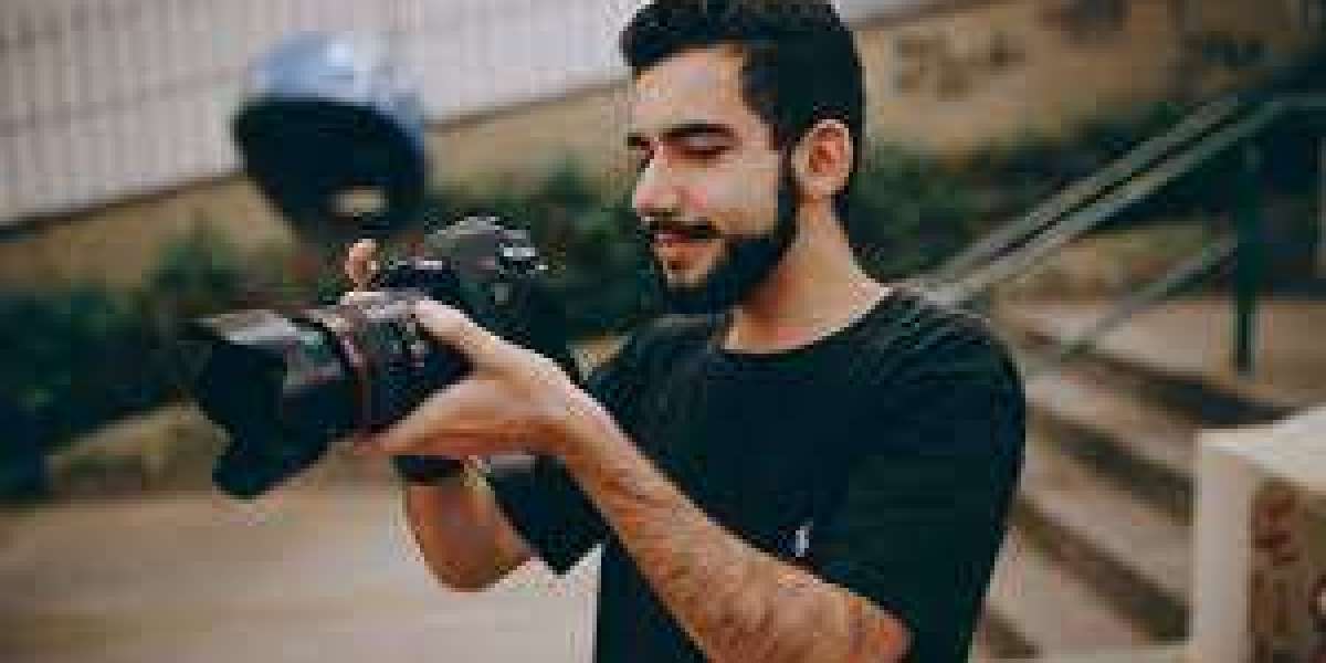 How to Stabilize Footage Without a Gimbal — Tripod, Monopod & Handheld Hacks