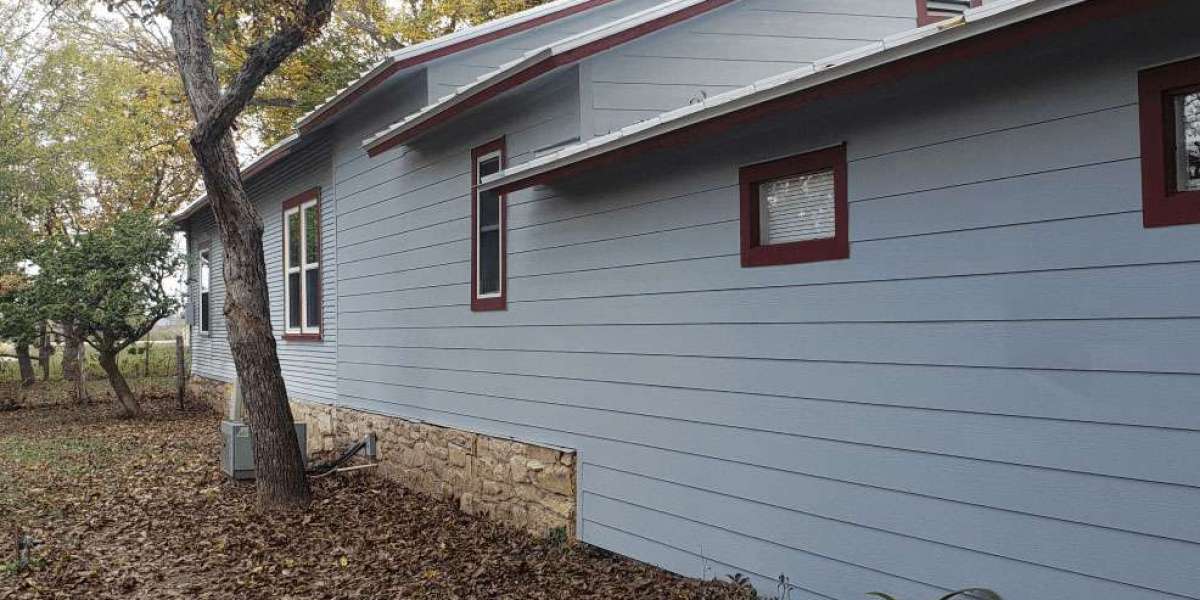 Types of House Siding Explained: Vinyl vs Fiber Cement, Wood vs Composite, Durability, and Climate-Based Choices