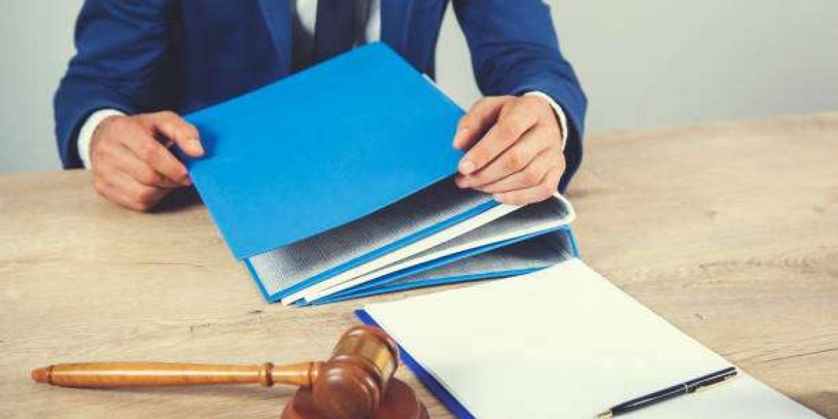 Top Benefits of Using Legal Document Preparation Services for Small Businesses