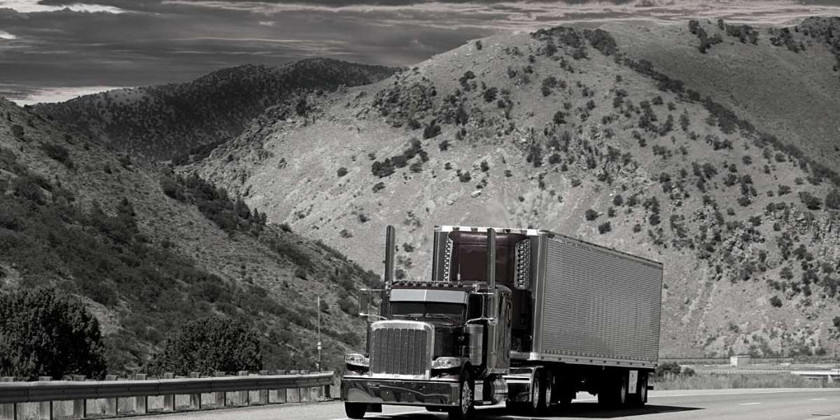5 Ways Truck Dispatch Services Help You Avoid Empty Miles
