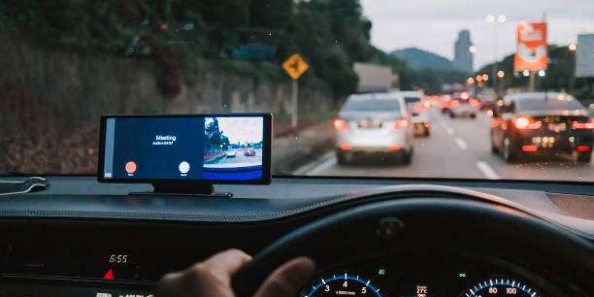 How Do Real-Time Vehicle Tracking Systems with Dashcam Integration Work?