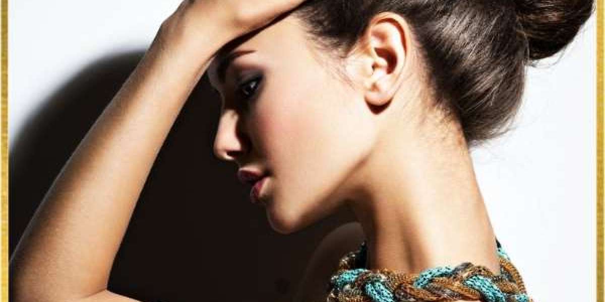 Neck Lift FAQs: Everything You Need to Know Before the Procedure