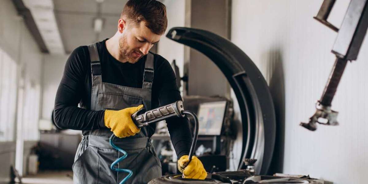 The Essential Traveler’s Guide to Smooth Journeys: Expert Care from Patriot Express Tire & Oil