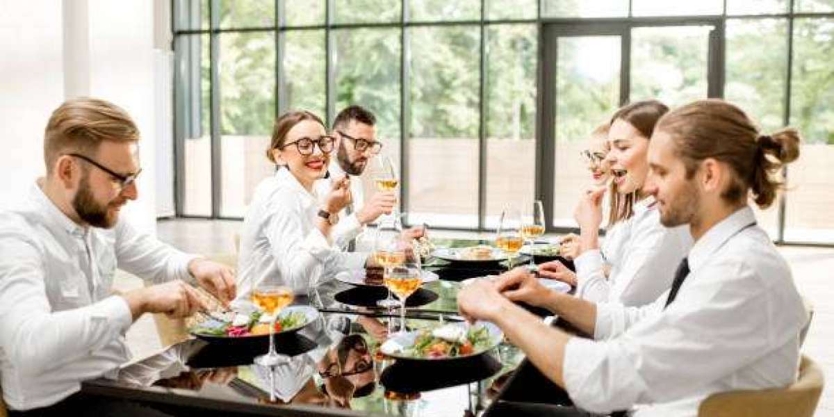 How to Choose the Right Venue for Corporate Dining Experiences