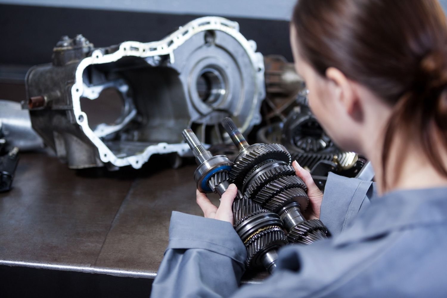 How Auto Transmission Rebuilders Restore Performance