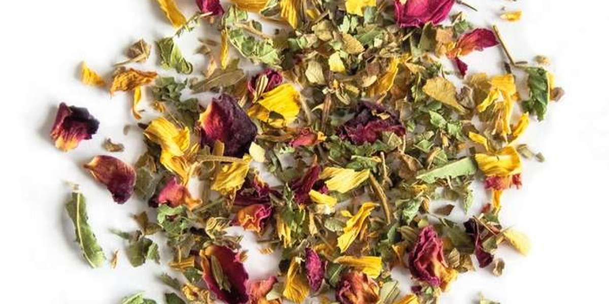 The Art of Living Well with Organic Green Tea and Botanicals