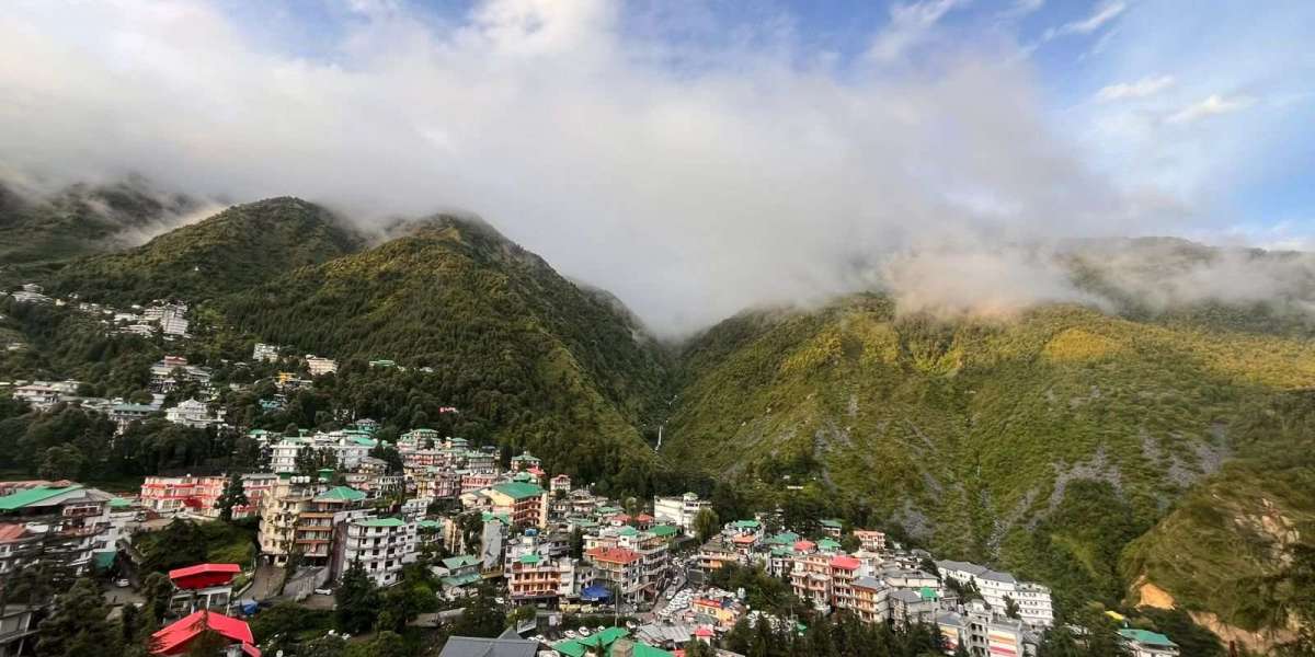 Dharamshala Triund Trek – Complete Guide to Route, Views, and Preparation