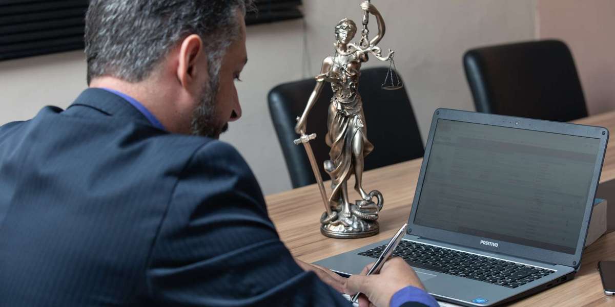 Why Hiring a San Mateo Divorce Lawyer Makes a Difference