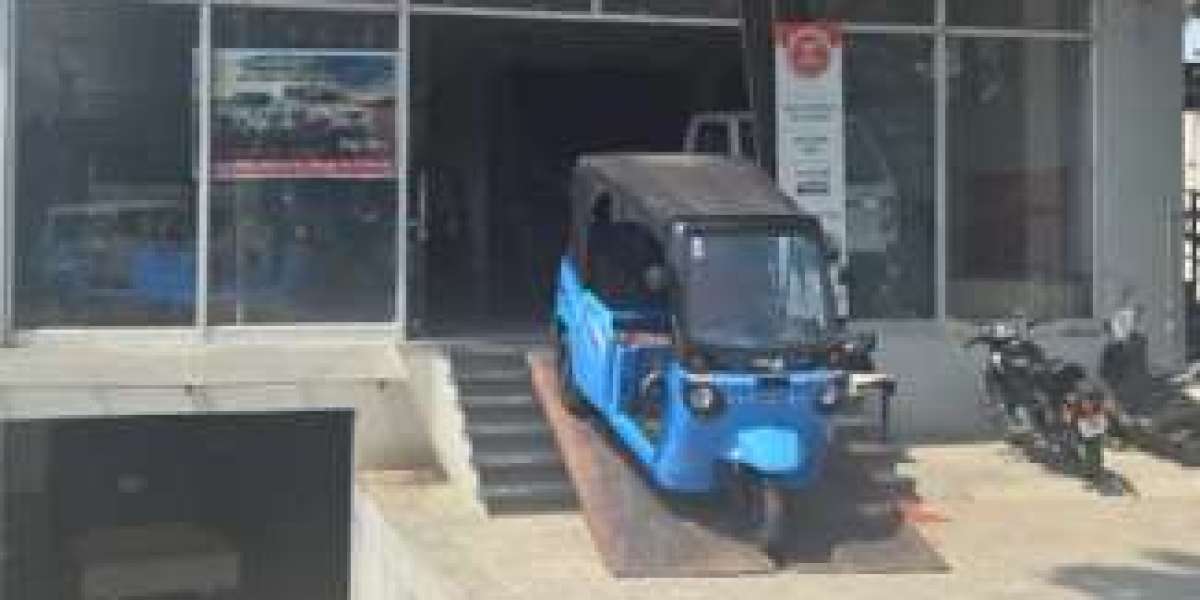 Mahindra Commercial Vehicle Dealer in Dehradun—Reliable Solutions for Your Business Needs