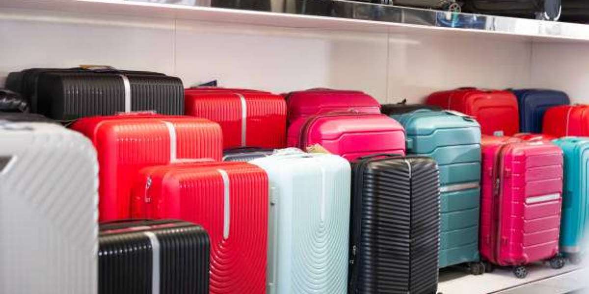 Luggage Storage Naples: A Reliable Solution for Tourists Exploring Italy