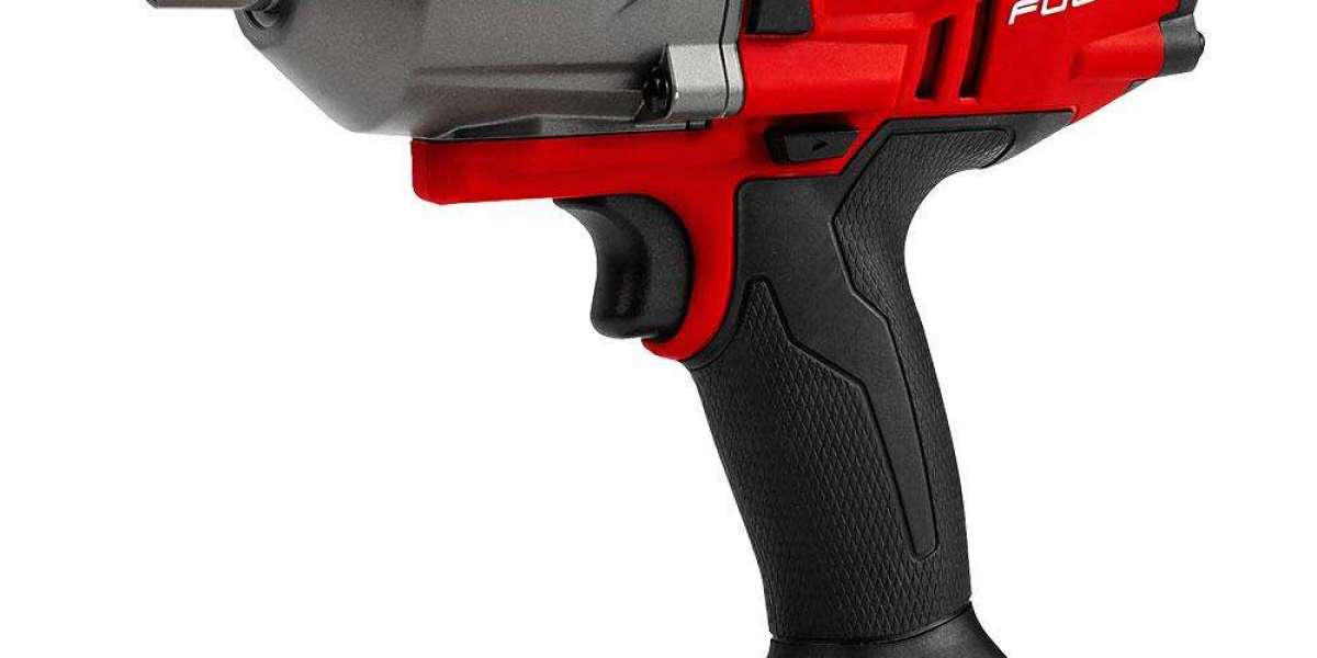 Milwaukee 3/4 Impact Wrench: Maximum Power and Reliability