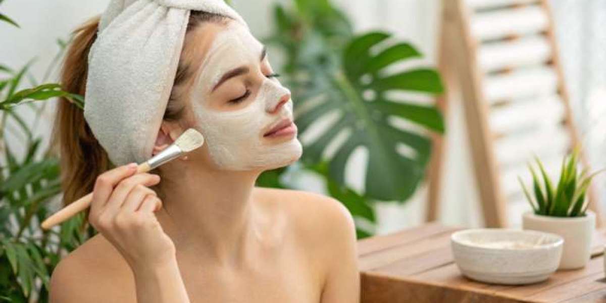 Natural Face Lightening Cream That Fits Simple Skin Care Routines