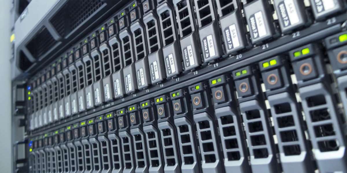 Enterprise Flash Array Adoption Across Multi-Cloud Environments