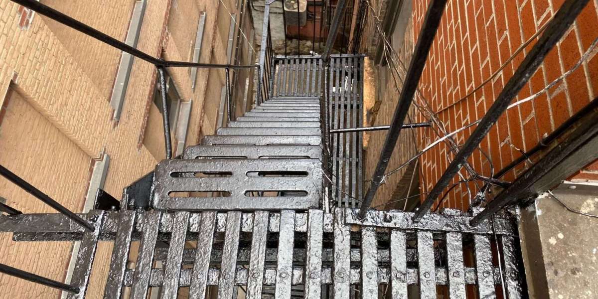 Fire Escape Installation NYC – Secure Emergency Exit Systems