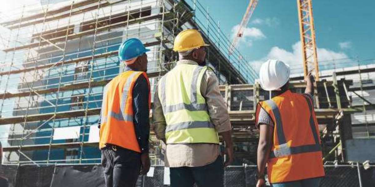 How Can Cost Estimators Help Architects Stay Within Design Budgets?