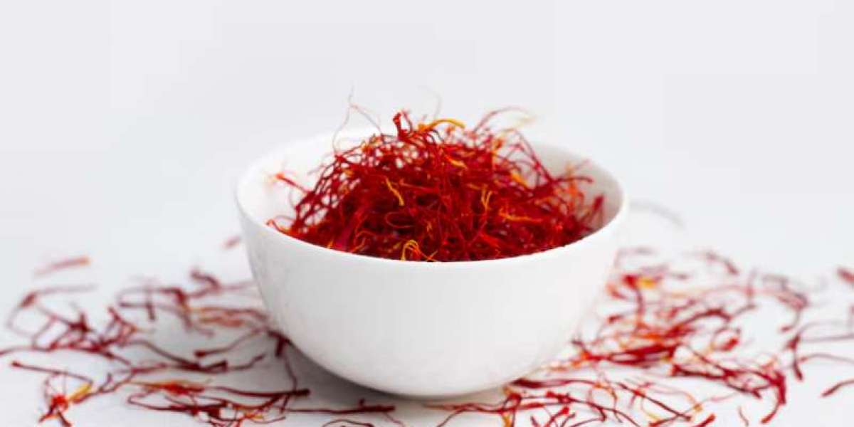 How to Identify Genuine Herati Saffron Threads Before You Buy