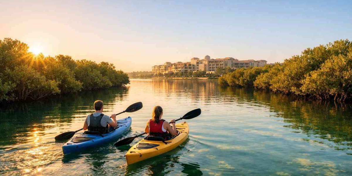 Kayak Mangroves Abu Dhabi – Explore Nature in the Heart of the City