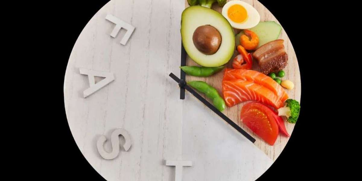 Ramadan-style dawn-to-sunset fasting: What the science says (and how to do it safely)