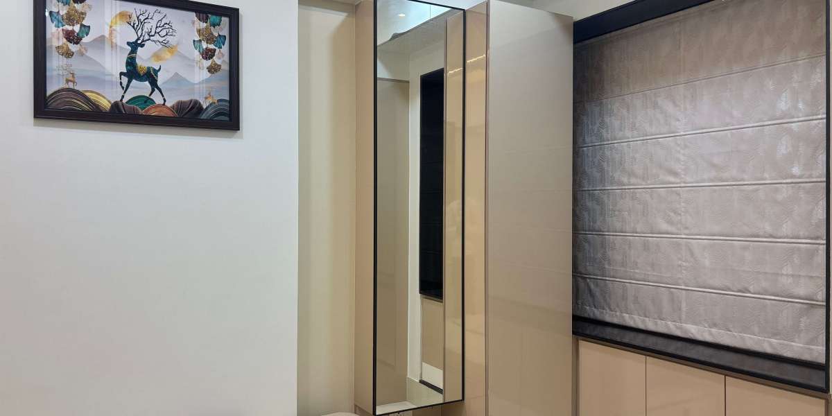 Top Interior Designers in Pune vs Local Contractors: What to Choose