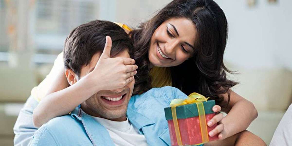 Creative Ways to Make Your Boyfriend Feel Special During Christmas