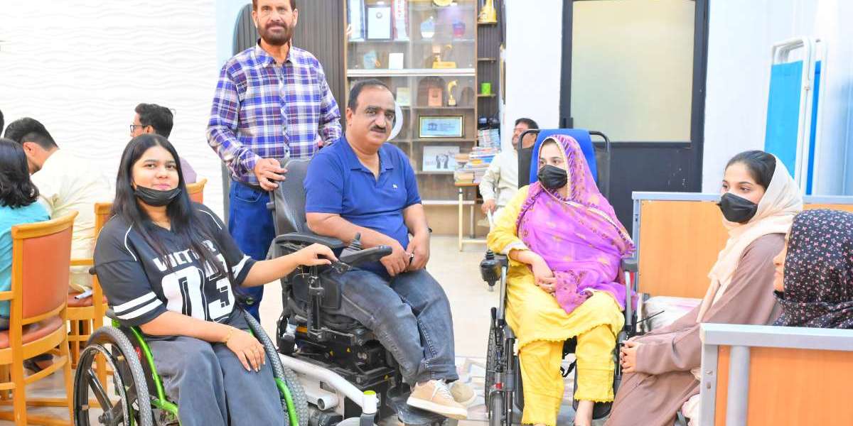 Inclusive Living Through Peer Support for Persons with Disabilities