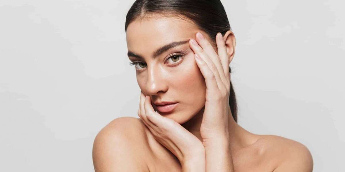 Blepharoplasty in Dubai – Rejuvenate Your Eye Appearance