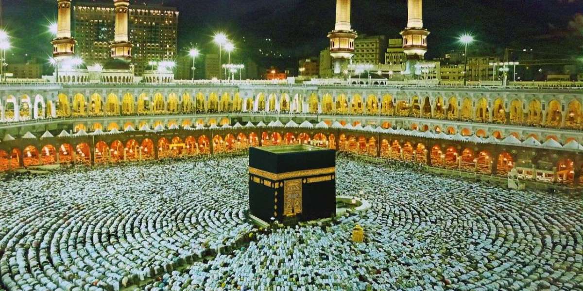 Your Guide to Booking the Best Umrah Packages for 2026