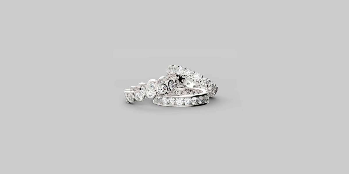 Elegant Wedding Band Rings for Women: A Microblog on Timeless Diamond Beauty