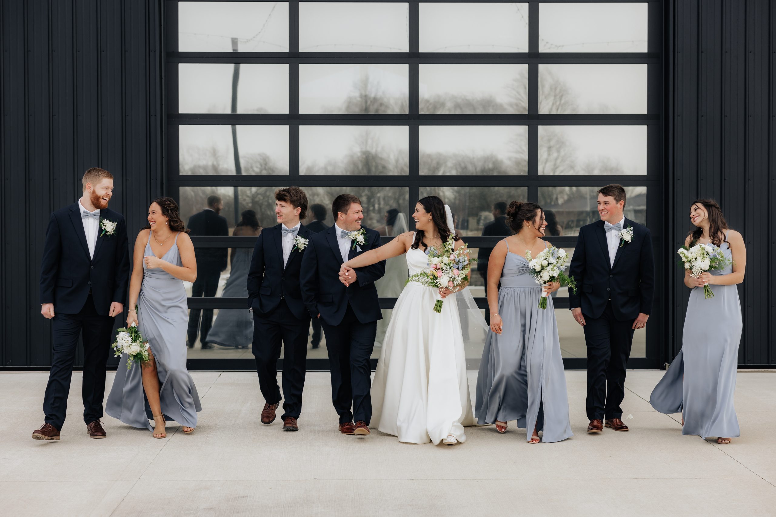 Why Couples Choose Wedding Venues Outside Columbus, Ohio