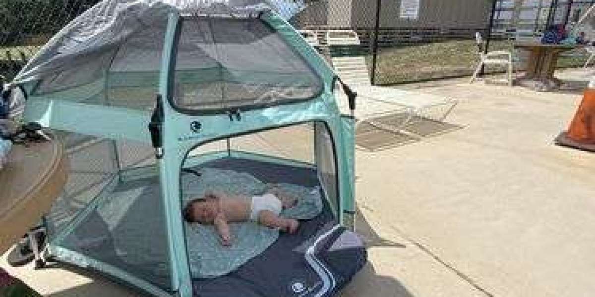 Outdoor Play Pens vs Weighted Beach Mats: What Works Best for Safe Outdoor Play?