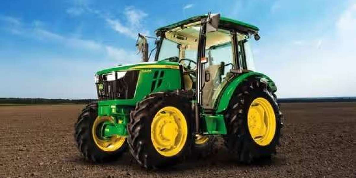Explore the Best 4 Wheel Drive Tractors with Features in India