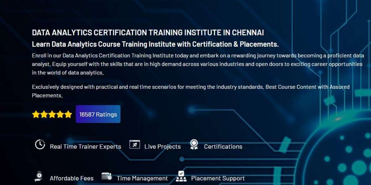 Cognitec assists students in Data analyst training