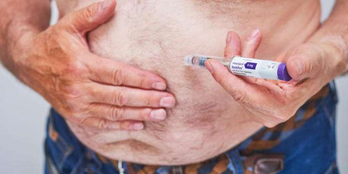 تكلفة حقن مونجارو في دبي: مقارنة شاملة بين العيادات والخدمات