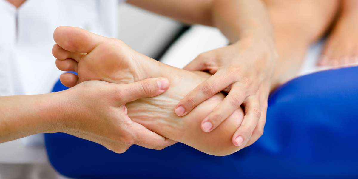 Neuropathy Treatment for Seniors: Maintaining Independence and Mobility