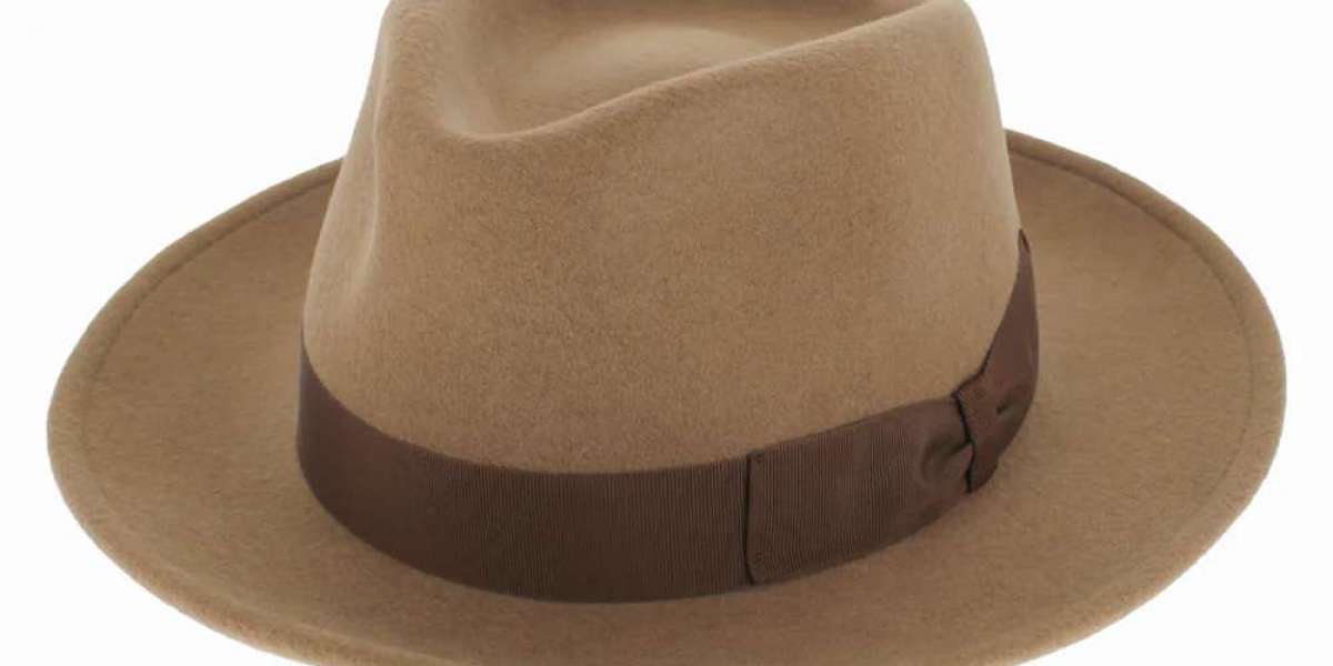 European Caps for Men: Timeless Style That Never Goes Out of Fashion
