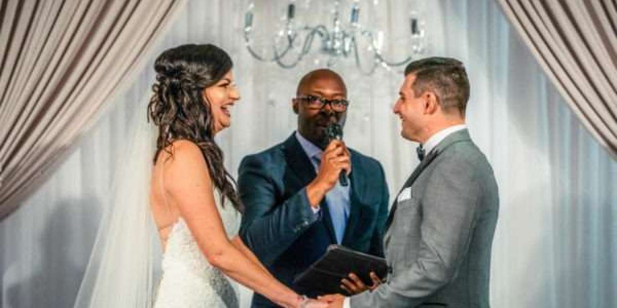 Wedding Officiant Toronto Cost | Transparent Pricing by My Wedding Officiant