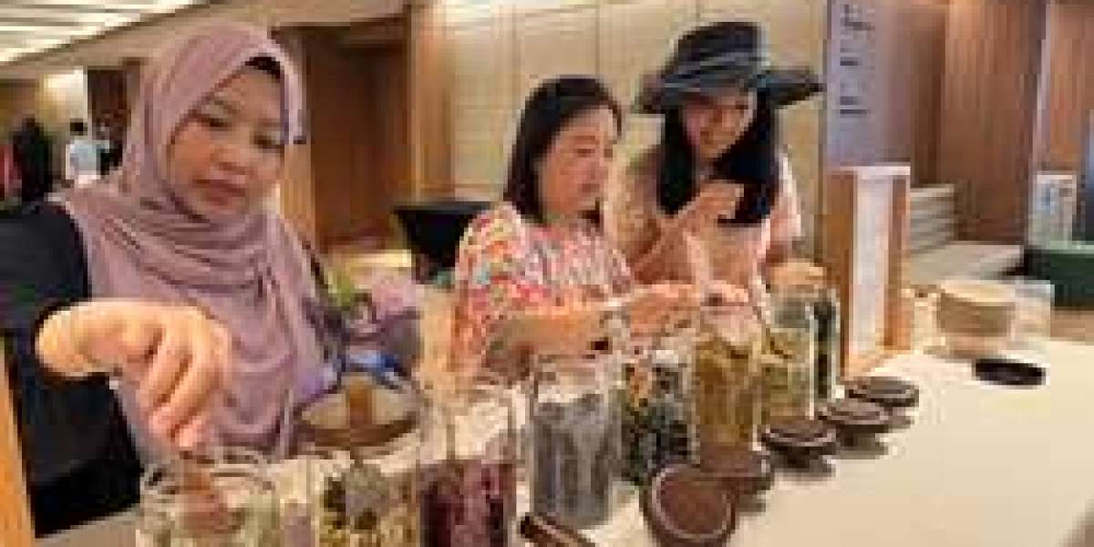 From Herbs to Aromas How a Tea Blending Bar Creates Personalized Tea Moments